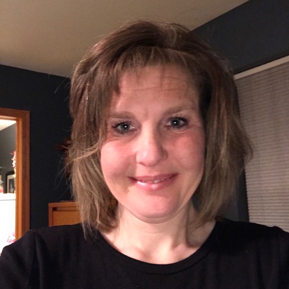 Meet your Posher, Tina - Picture 1 of 1